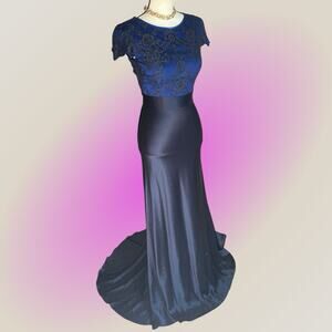 Catherine Deane Womens Blue Lace & Satin Formal Event Prom Gown Dress XXS 00 0